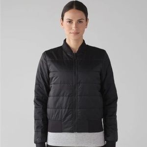 Lululemon:  Women's Jacket, Non-Stop Bomber REVERSIBLE (Black, 4)
